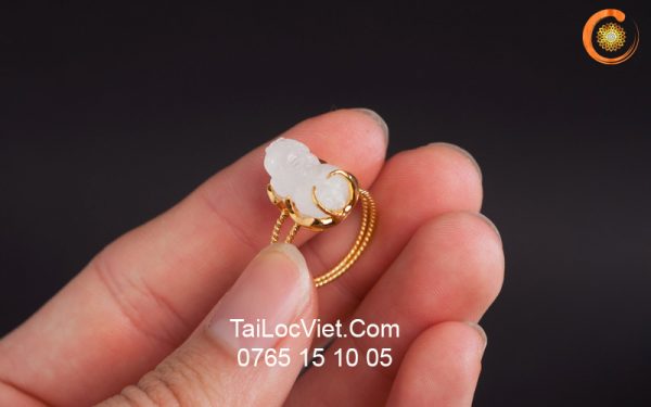 Nhẫn Tỳ Hưu nữ đá mặt trăng Moonstone mini